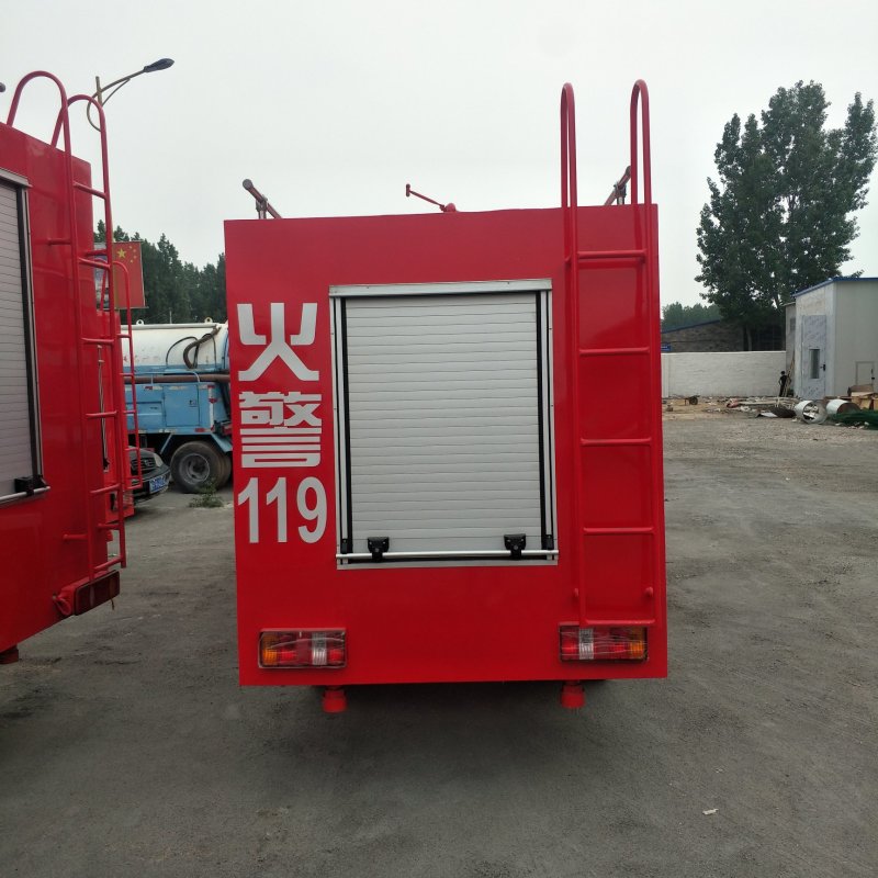 新能源电动四轮消防洒水车厂区巡逻救援车雾炮洒水车