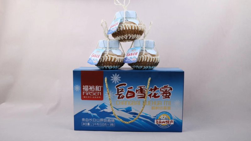 【包邮】椴树蜜雪蜜长白山42度500ml优质