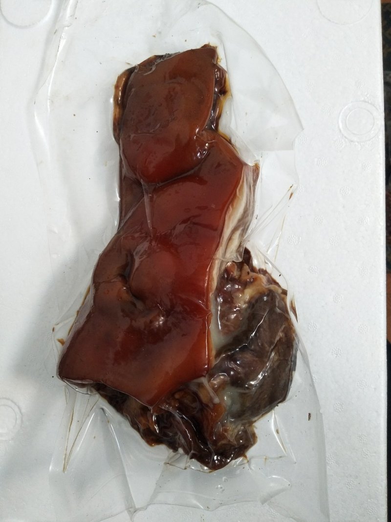 酱卤猪头肉¼，，酱香卤味猪头肉，诚招全国代理经销商。