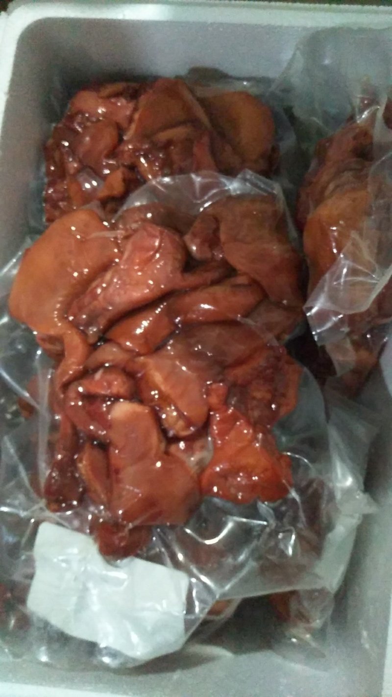 卤味猪香嘴，多包装，真空开袋即食，麻辣口味，肥而不腻。