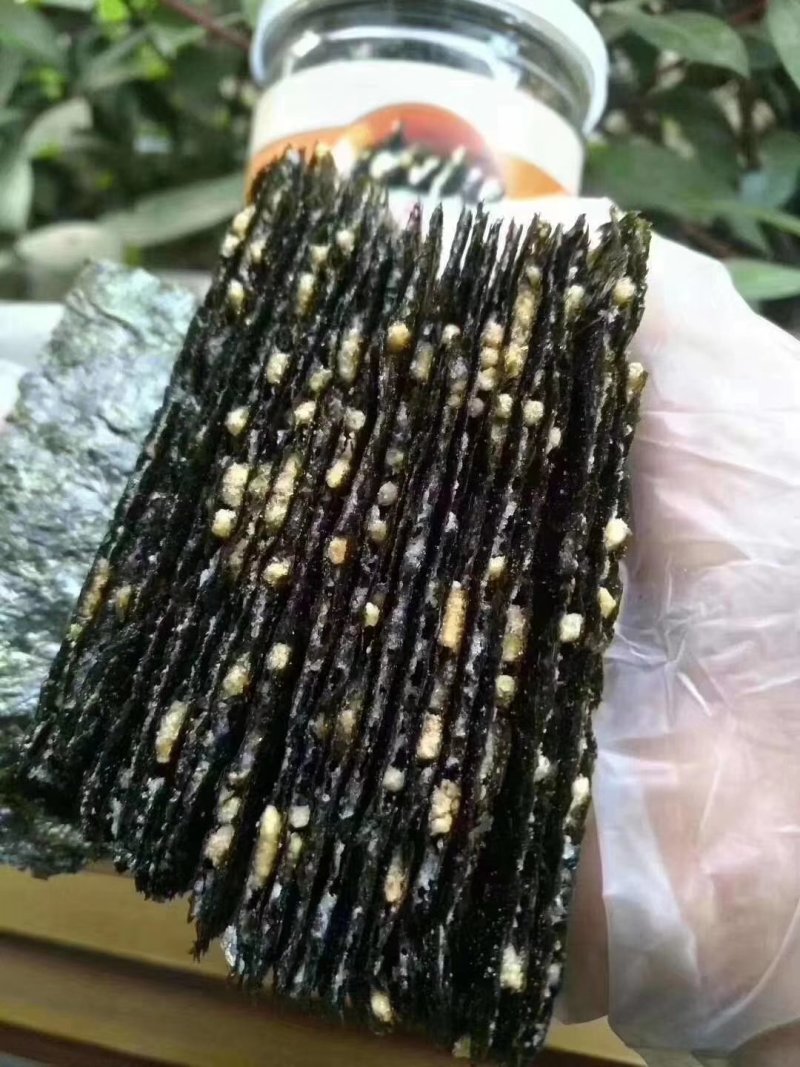 芝麻夹心海苔