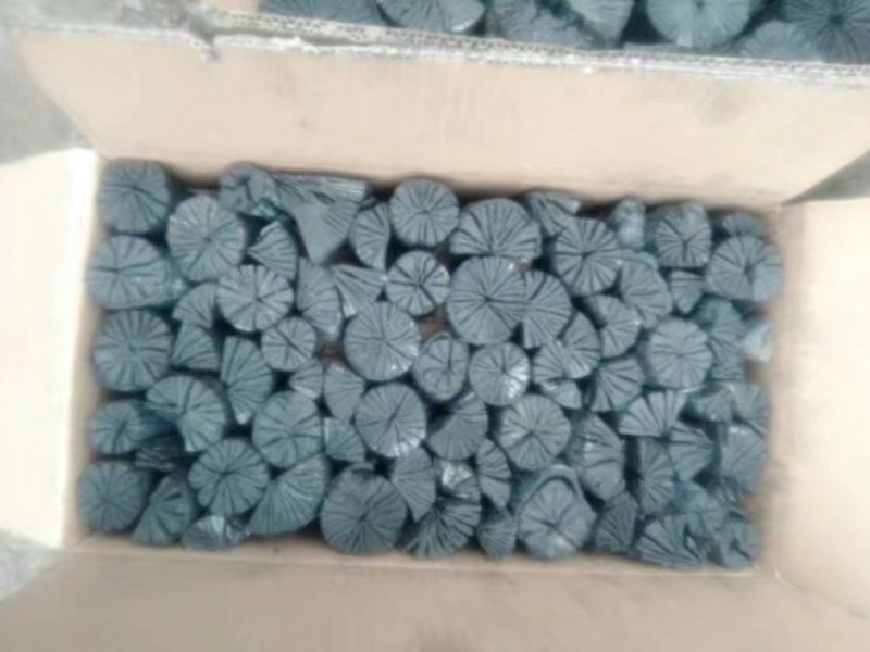 钢炭，杠炭，白炭，长炭，栎木白炭，烧烤炭箱炭