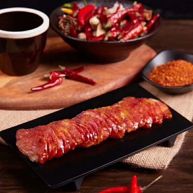腊香肠土家腊肠，精选好肉制作，麻辣口味，舌尖上的味精