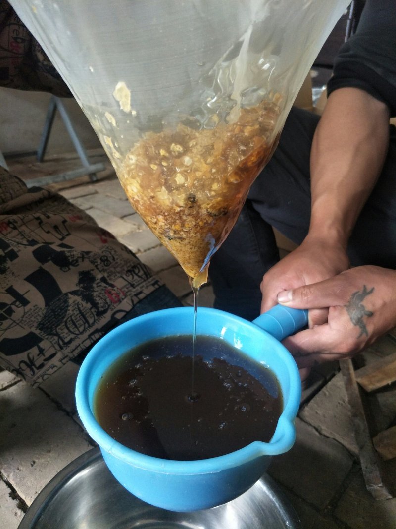 农村土蜂蜜，
