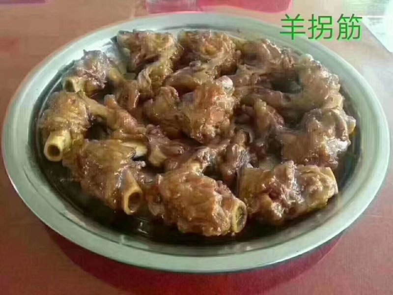 羔羊拐筋，胶原蛋白丰富，筋肉慢慢