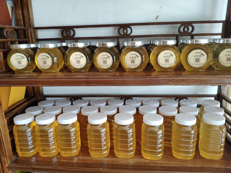 贵州布依阿妈原生态土蜂蜜巢蜜500g-1000g包装规格