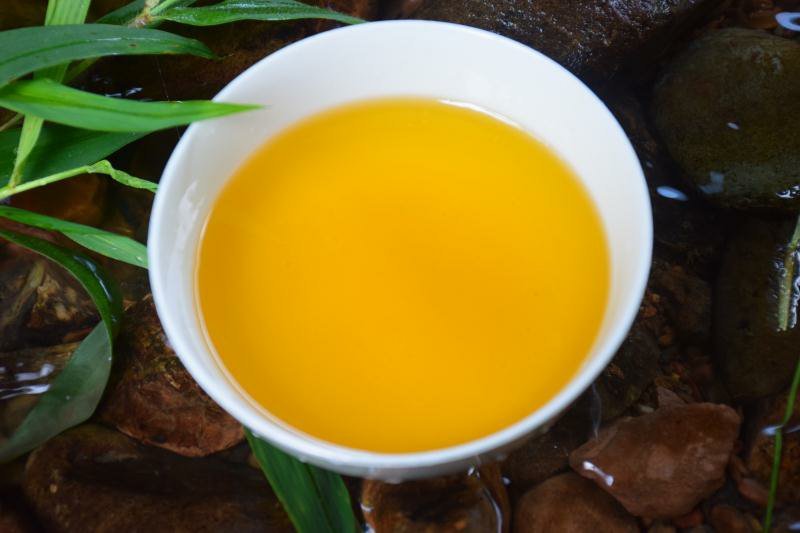 广西正宗传统压榨小籽山茶油茶籽油