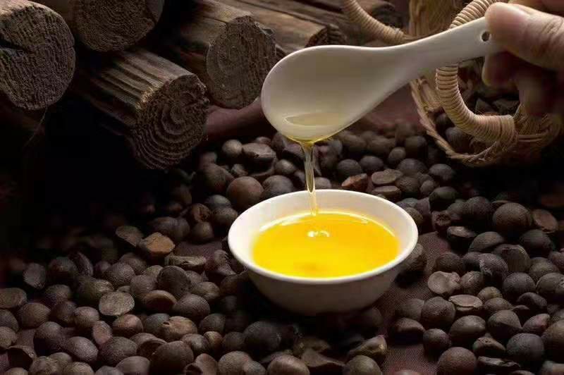 广西正宗传统压榨小籽山茶油茶籽油