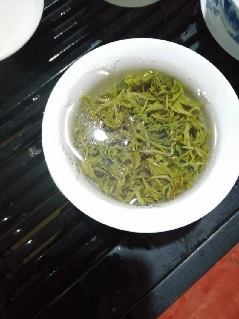 茶叶，大量批发红茶，绿茶。高中低档，自产自销，价格美丽。