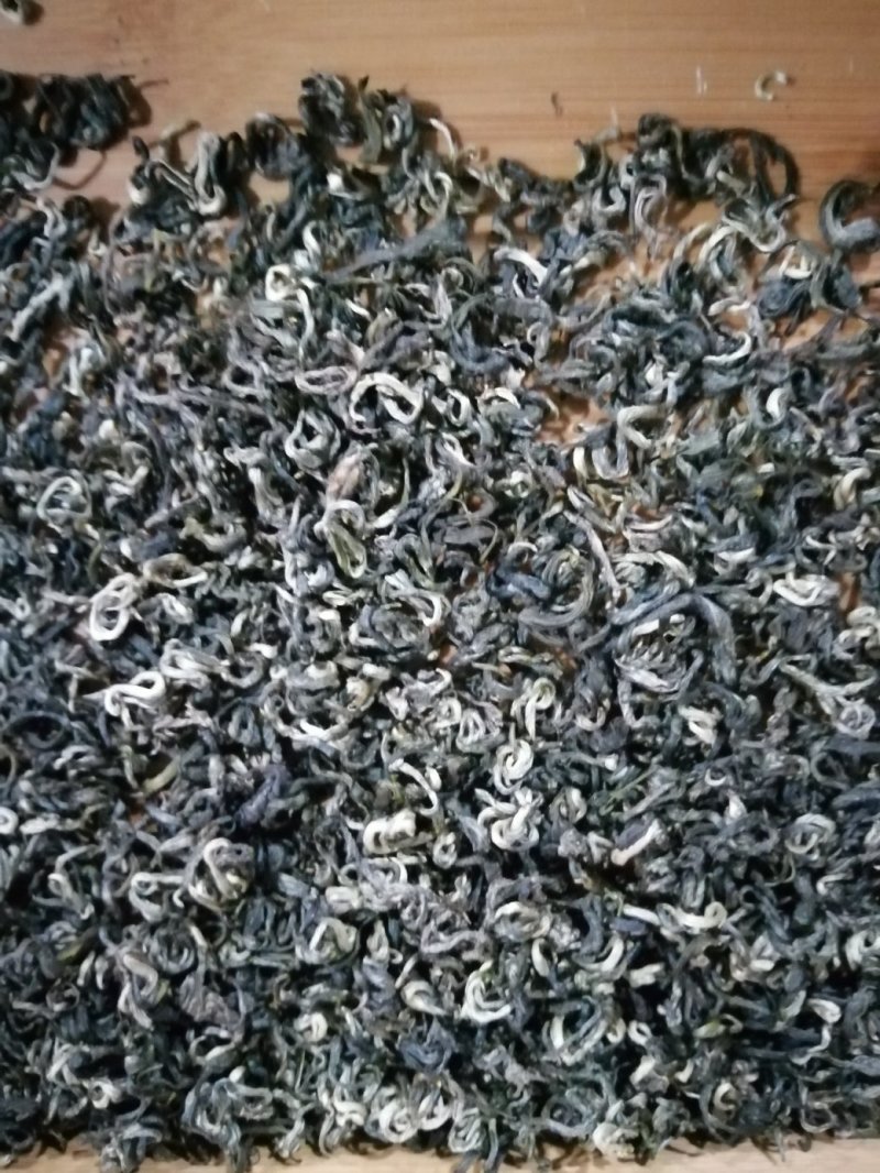 茶叶，大量批发红茶，绿茶。高中低档，自产自销，价格美丽。