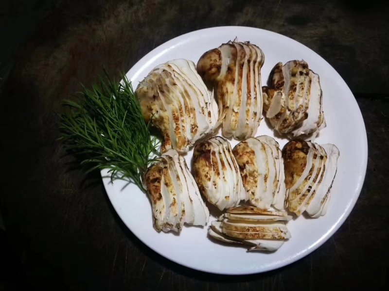 新鲜野生松茸