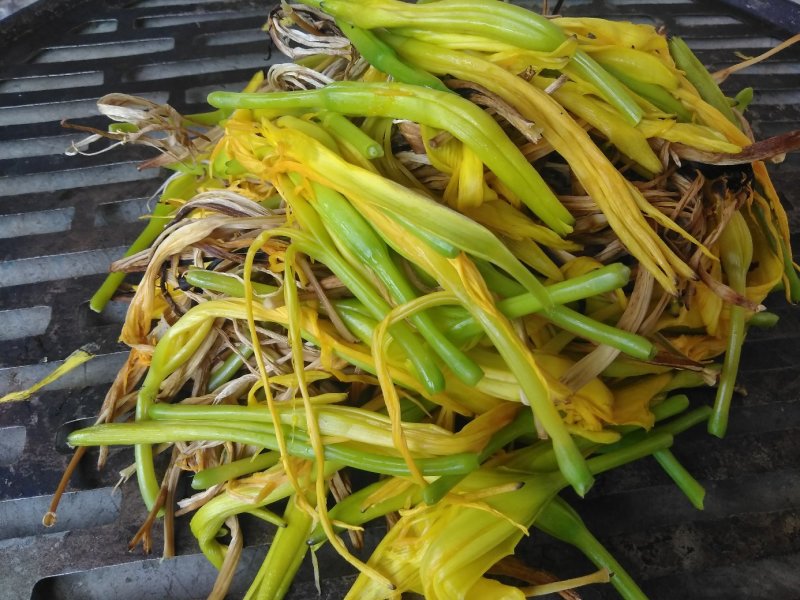 【一件代发】黄花菜秦岭农家黄花干菜煲汤炖肉炒菜凉拌3两一袋