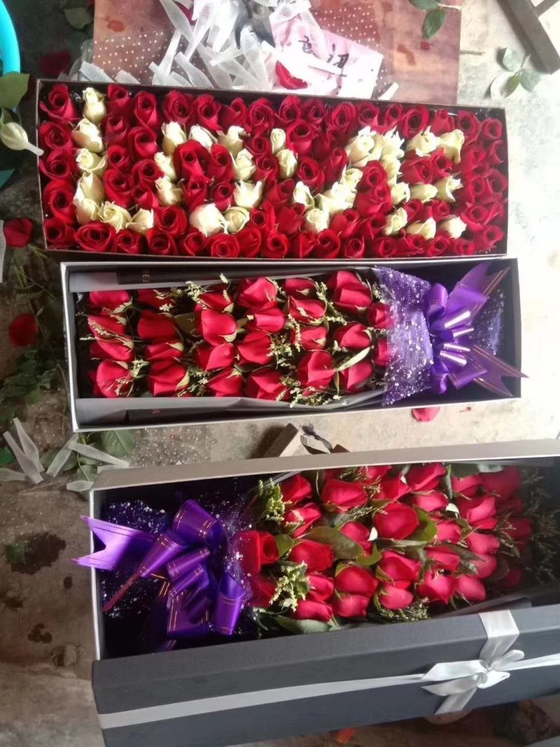 玫瑰鲜花精品礼品盒生日教师老婆毕业庆爱人朋友同学闺蜜祝福