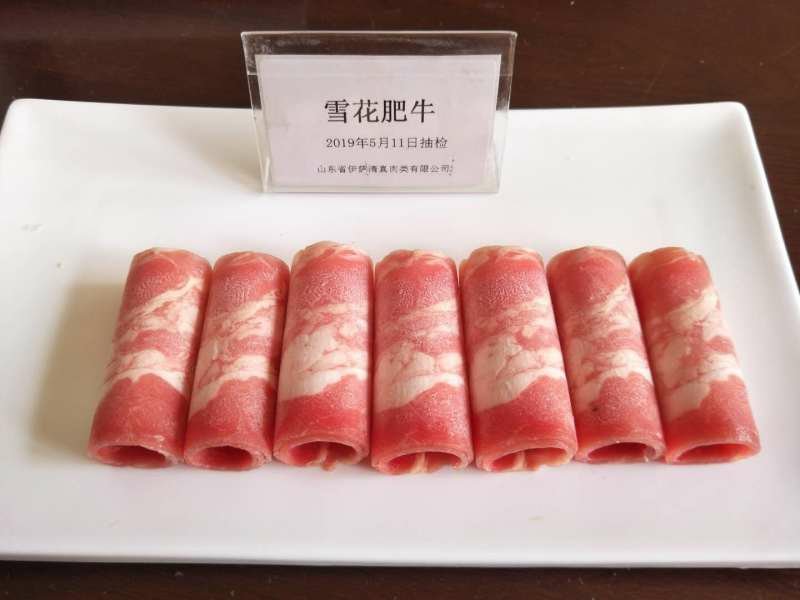 雪花肥牛，火锅店，自助餐的**，质量好，