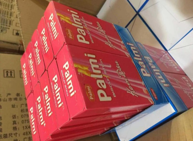 Palmi越南进口派迷涂层饼干棒