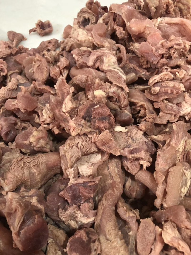 纯干牛肉筋，无水，无油，也称(筋头巴脑)，
