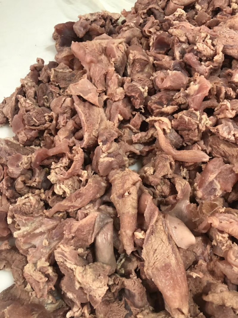 纯干牛肉筋，无水，无油，也称(筋头巴脑)，