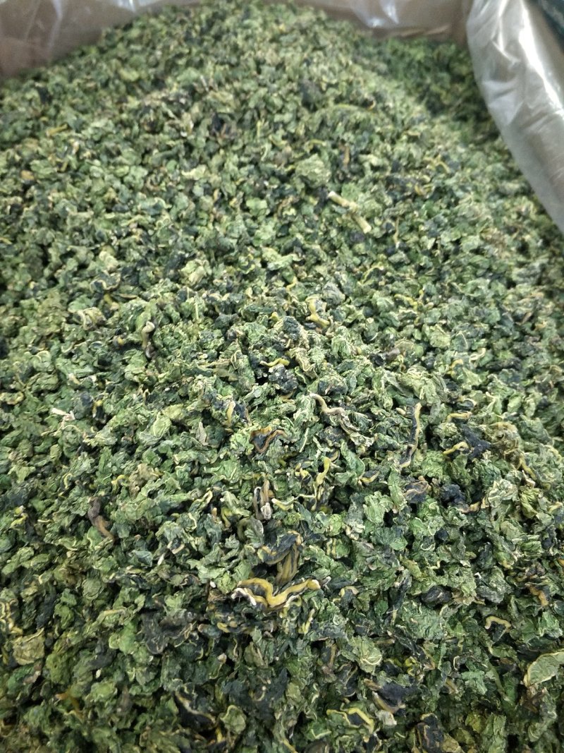 桑叶茶颗粒茶颜色好，无任何添加量大从优，做的是质量。