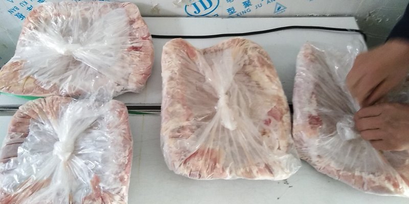 乳牛排乳牛腿常年加工乳牛分割产品一手货源，量大优惠