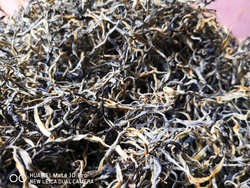 版纳晒红茶