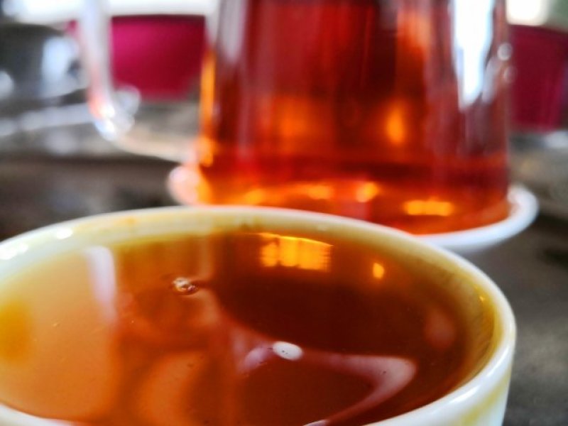 版纳晒红茶