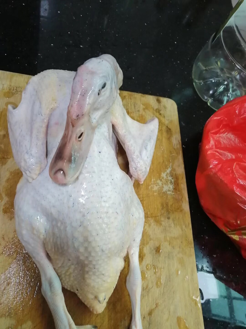 鸭肉即食鸭肉，定南特色，酸辣开胃，真空包装