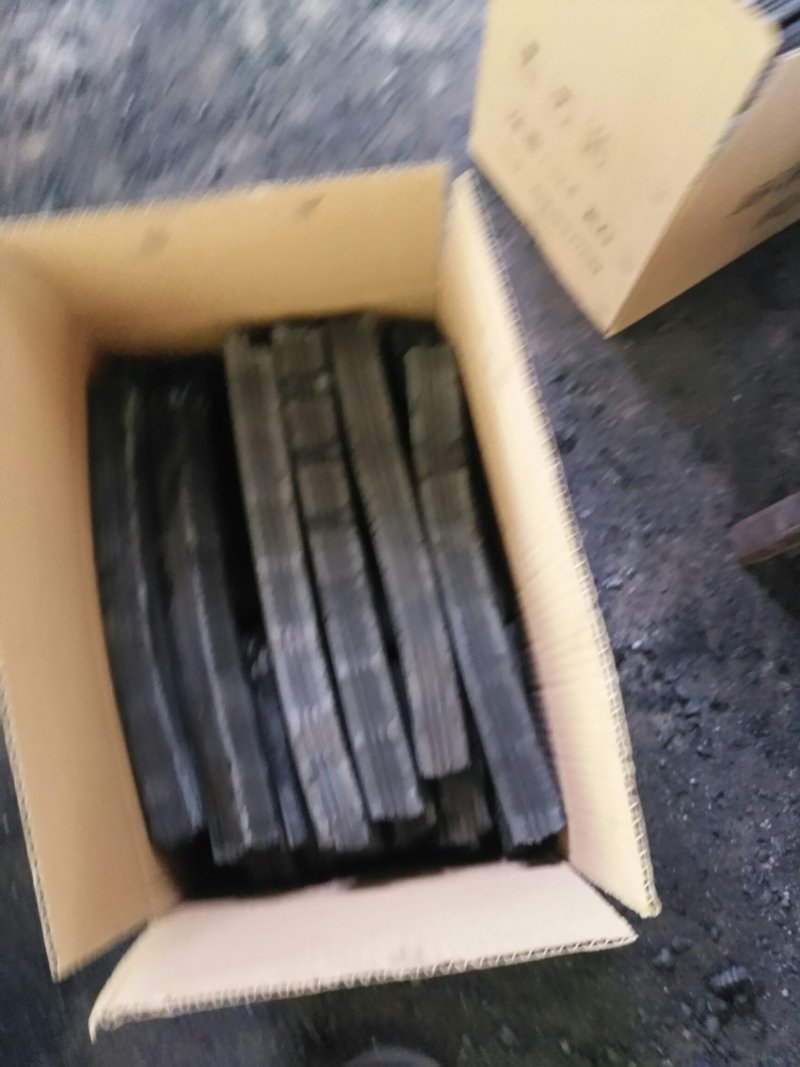 纯松木锯末高温机制木炭