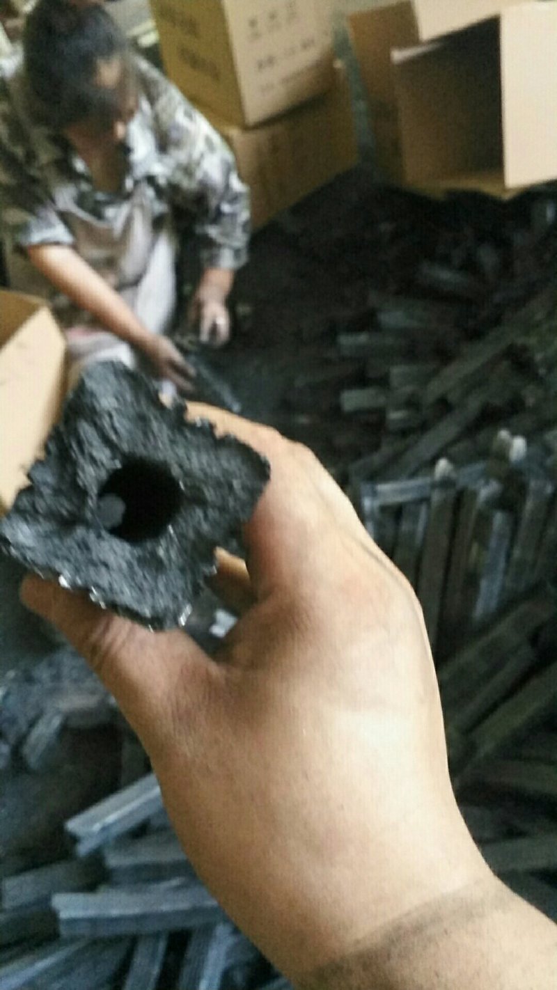 纯松木锯末高温机制木炭