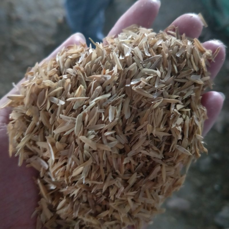 稻壳，统糠，油糠