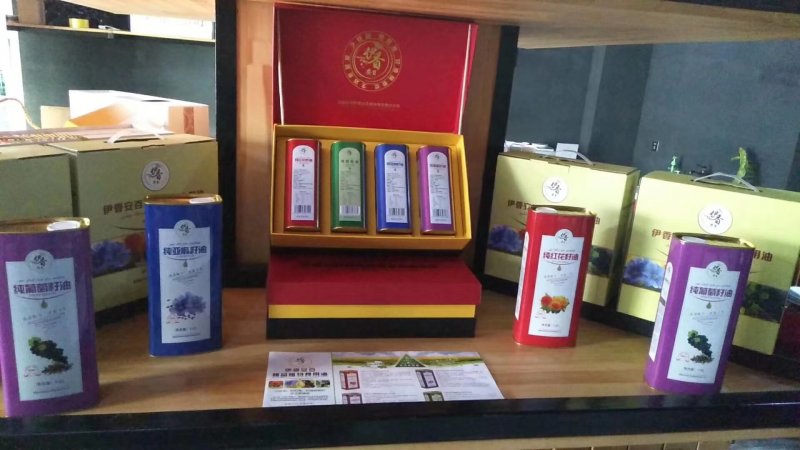新疆精品食用油礼盒装