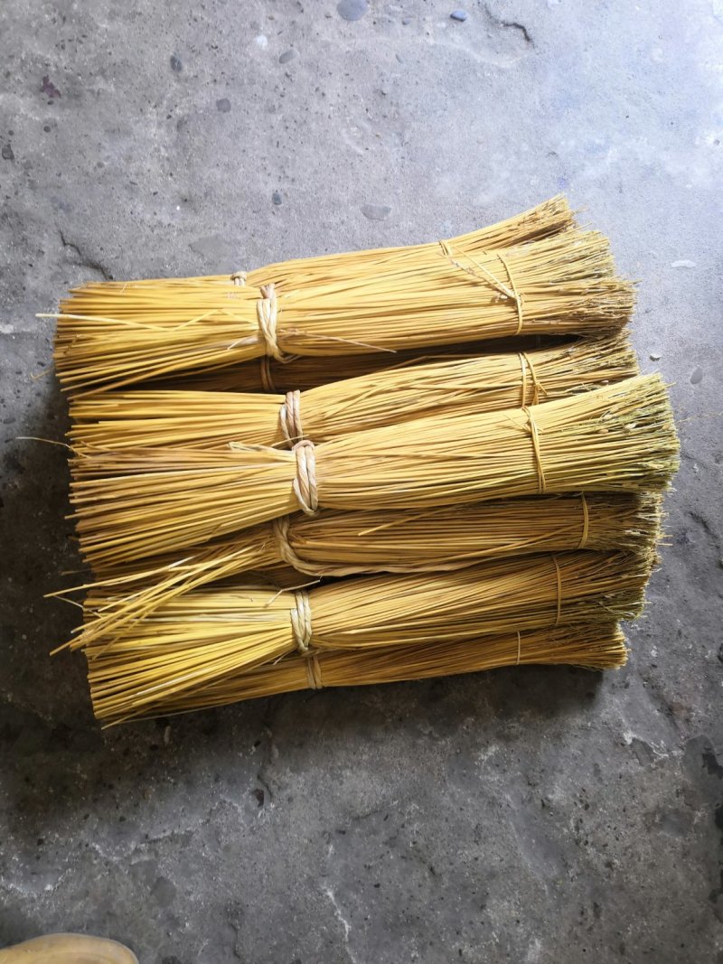 糯米草心很适合绑食品类的东西。