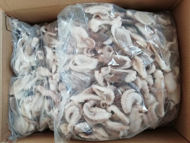优质单冻章鱼切段，产地厂家直供诚信合作欢迎选购