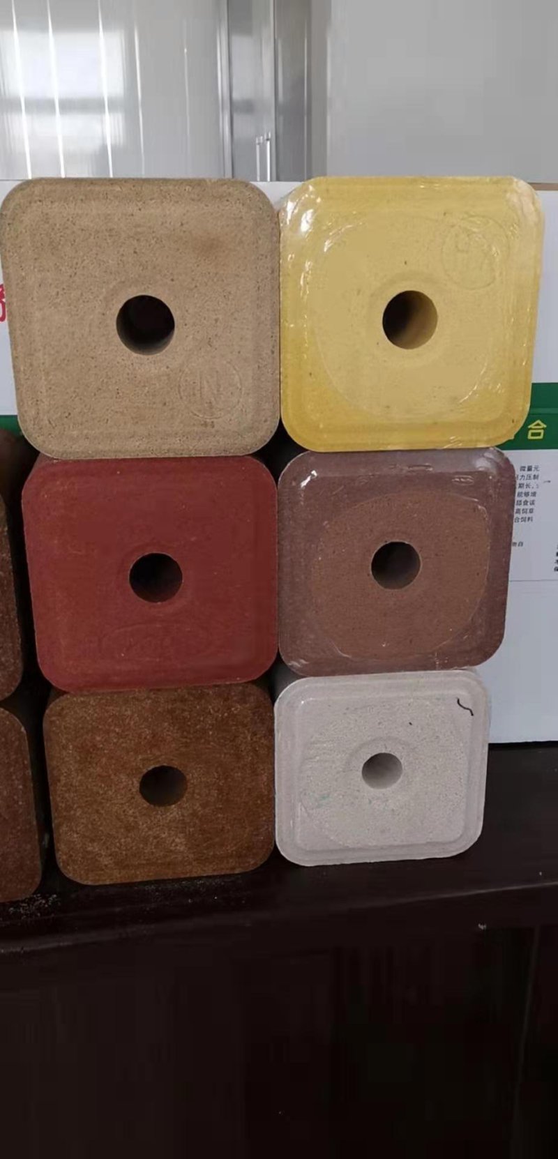海兴糖蜜微量元素型牛羊舔砖母牛母羊使用更加曾加热量