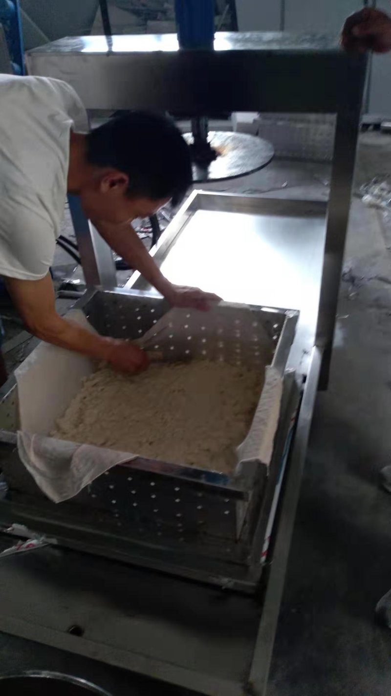 厂家直供全自动豆干机液压成型机时产200斤豆干机不锈钢材