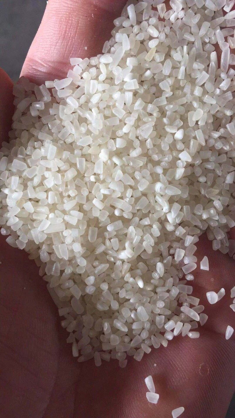 抛光碎米抛光碎：适应做食品，煮粥，食品，做酒做饲料等