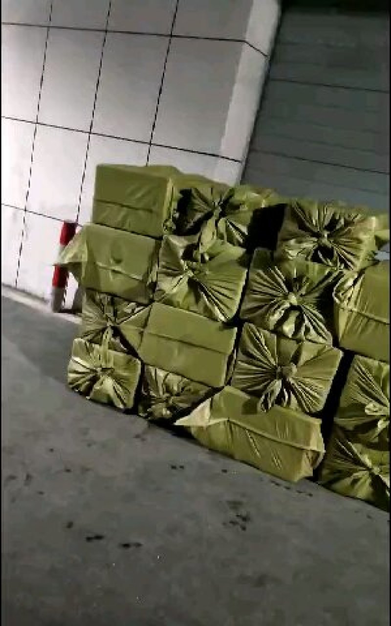 甜查理草莓苗产量高抗病强