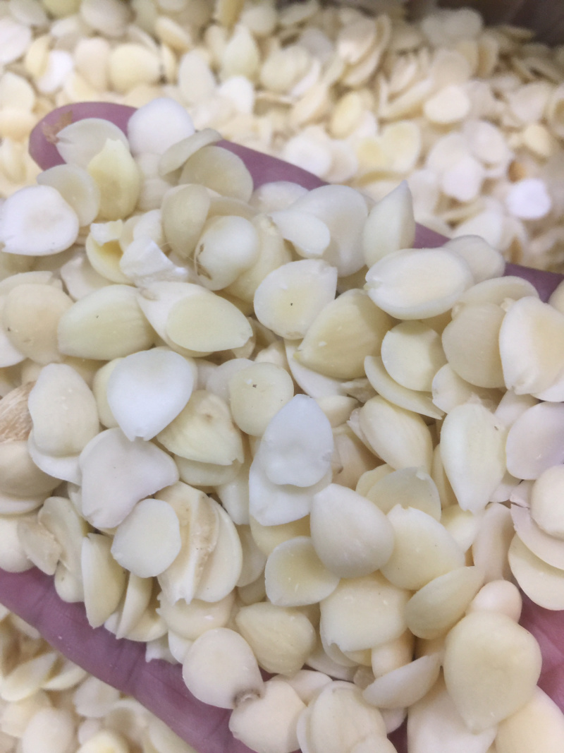 脱皮脱苦甜杏仁～做杏仁露及食品加工辅料专用料材，质量好