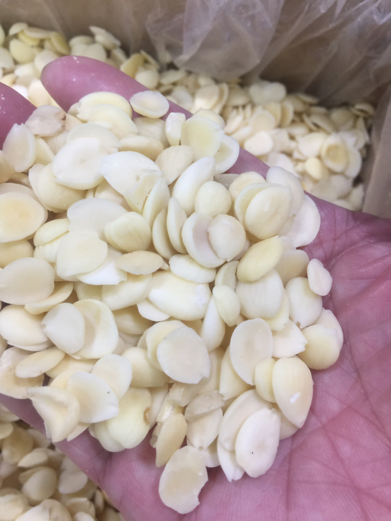 脱皮脱苦甜杏仁～做杏仁露及食品加工辅料专用料材，质量好