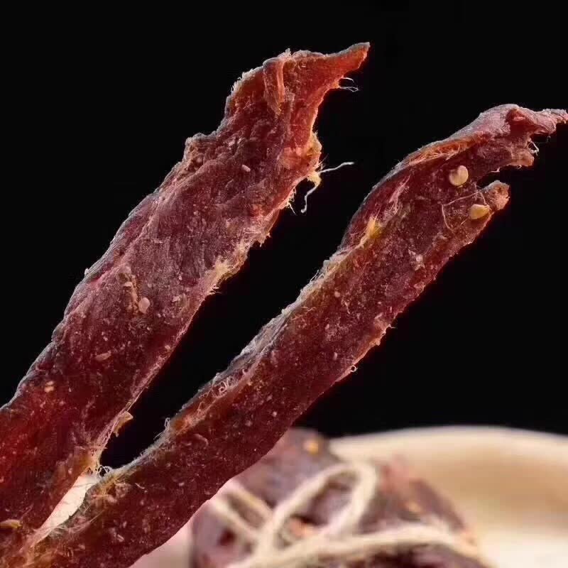 云南香格里拉牛肉干麻辣五香两种口味