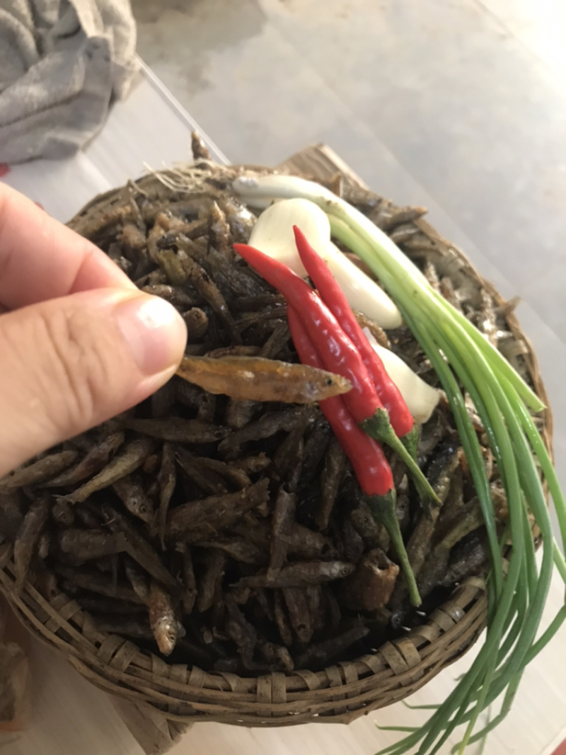 麦穗鱼忍子鱼春鱼油炸鱼无盐鱼干不苦不破肚