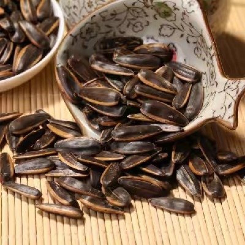 焦糖瓜子香脆可口