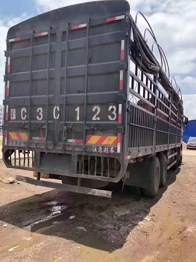 半挂牵引车