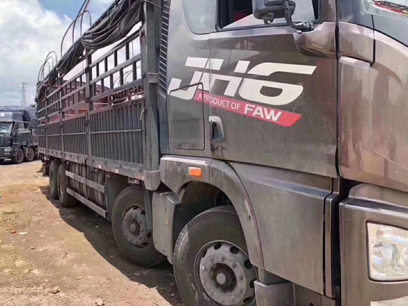 半挂牵引车
