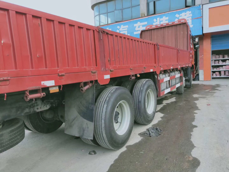半挂车