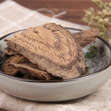 买麻藤片，道地药材，质优价实，品质保证，药典标准一公斤起