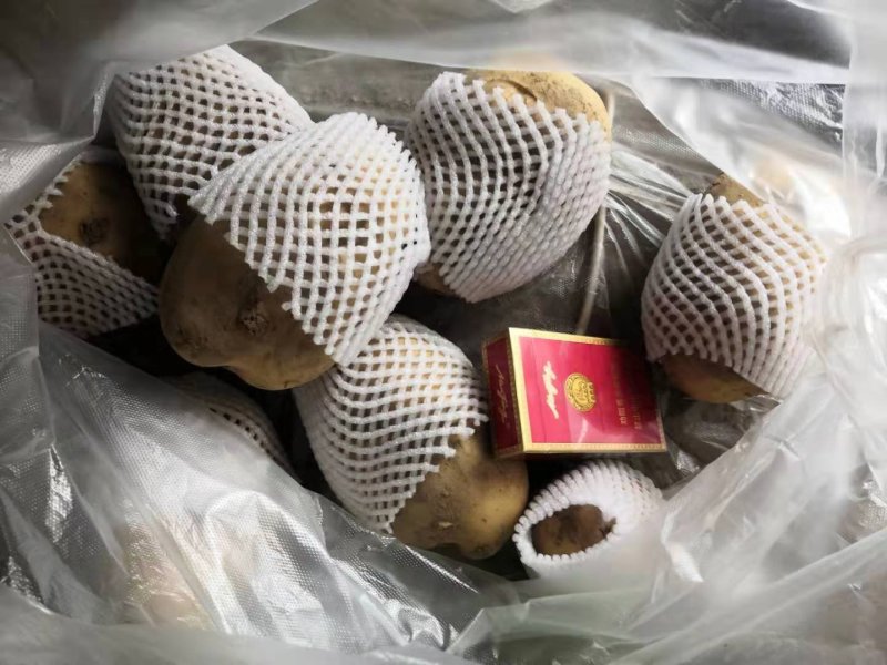 新大坪箱装土豆十斤二十斤包装