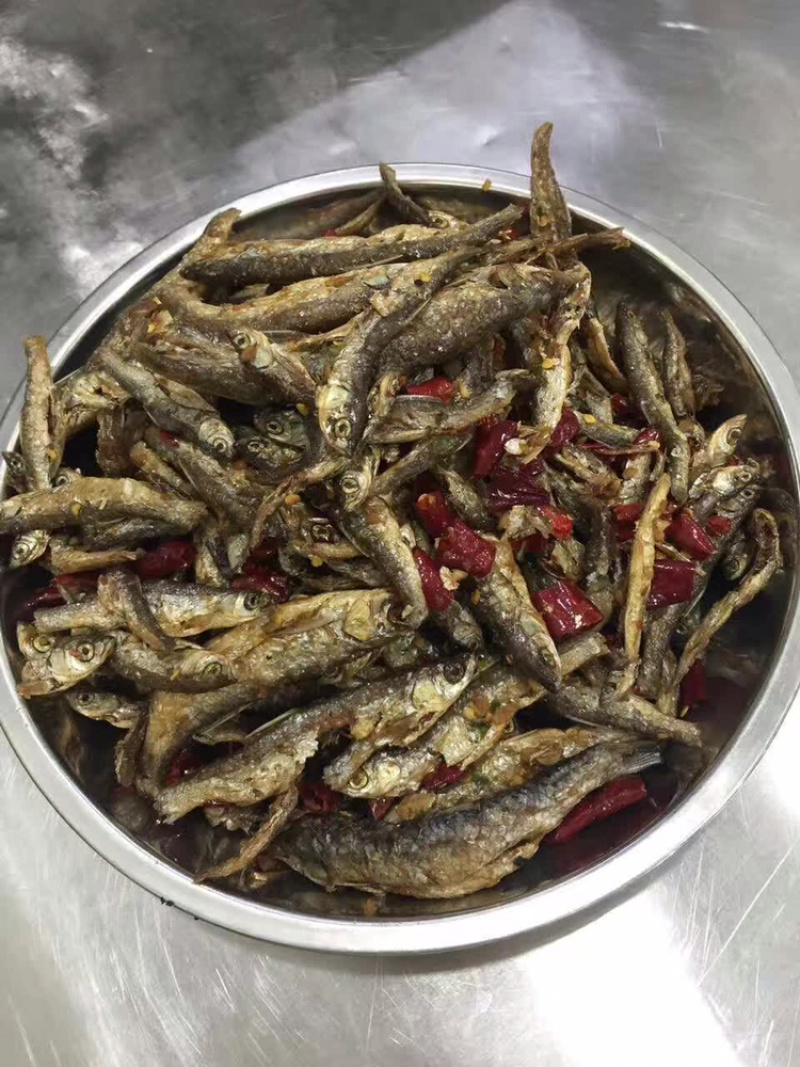 油炸鱼蓝刀鱼干小白条小鱼干无盐鱼干