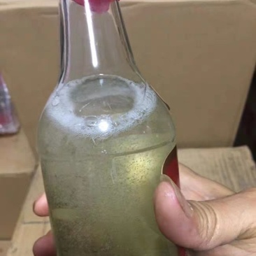 “特价处理”白酒73年红旗五粮液老酒四川名酒纯粮陈酒
