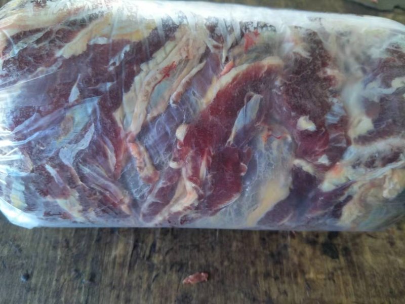 纯干鲜牛肉，质量保证，一手自家屠宰