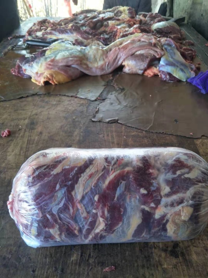 纯干鲜牛肉，质量保证，一手自家屠宰